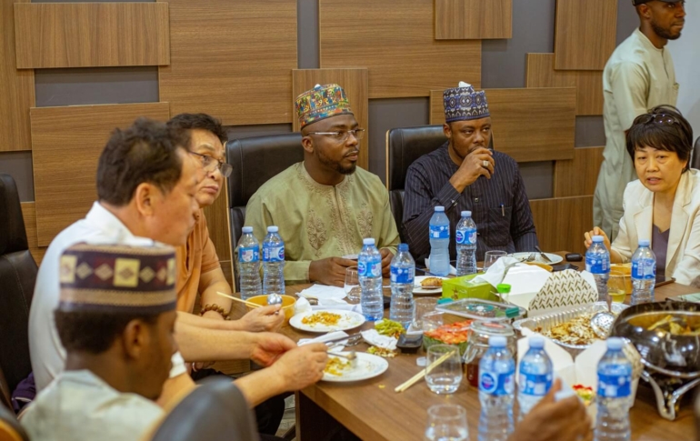 SILVER INTERNATIONAL 2 (115)