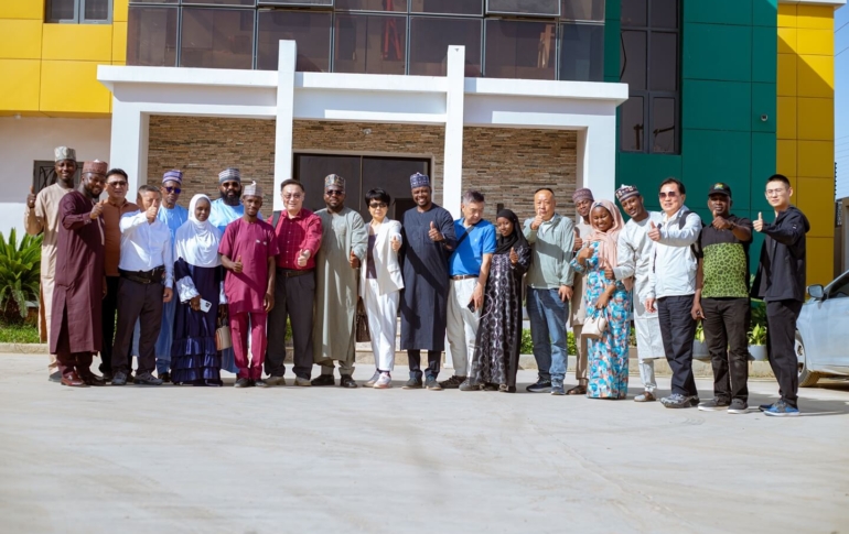 SILVER INTERNATIONAL 2 (154)