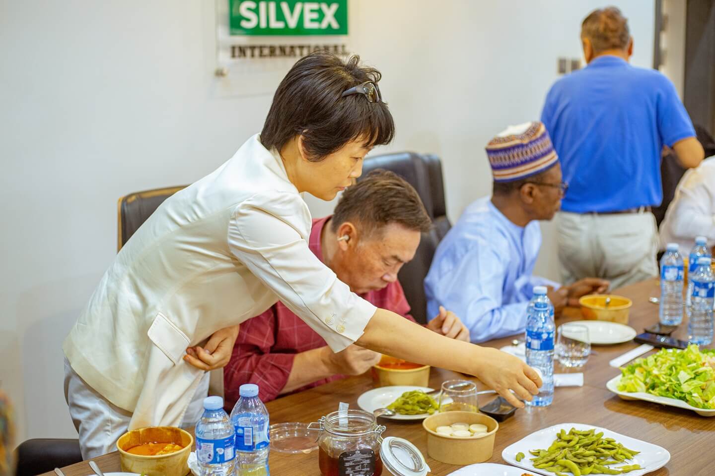 SILVER INTERNATIONAL 2 (51)