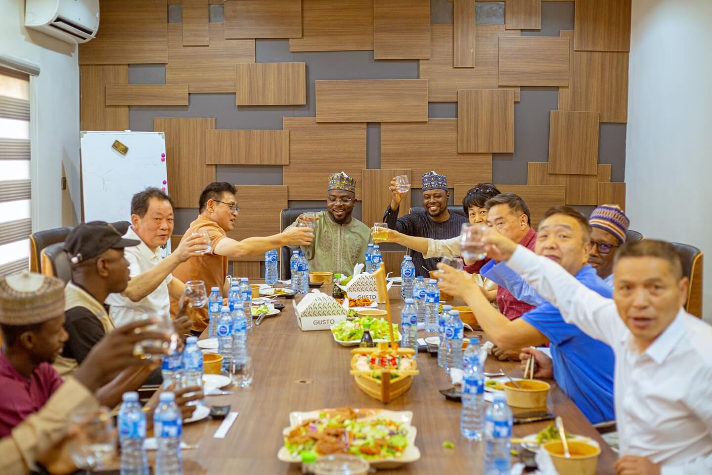 SILVER INTERNATIONAL 2 (64)