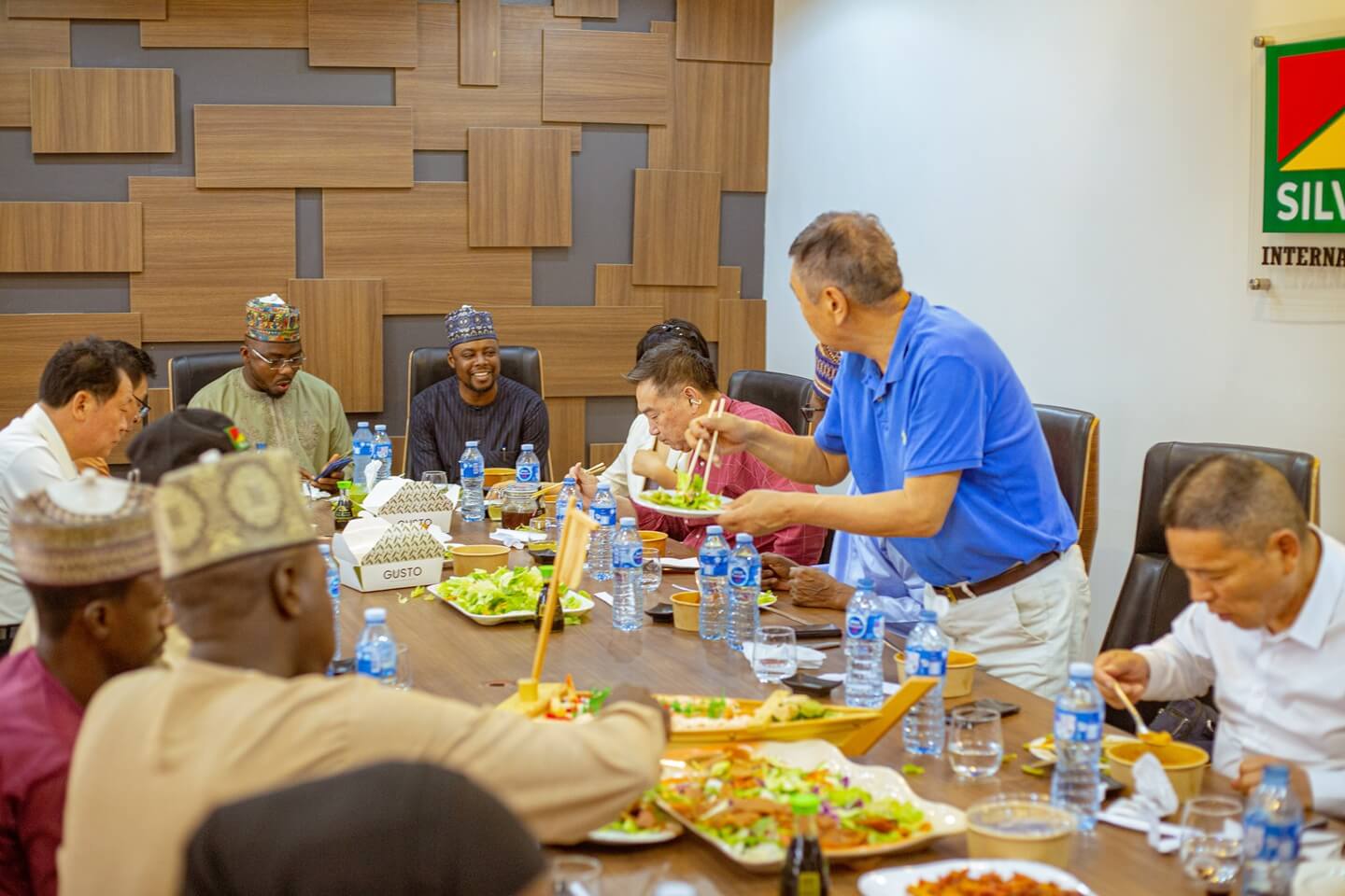 SILVER INTERNATIONAL 2 (75)