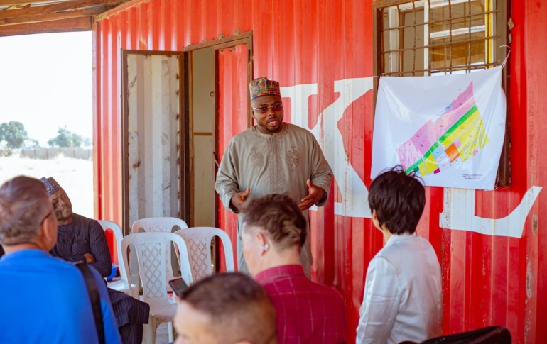 SILVER INTERNATIONAL (20)